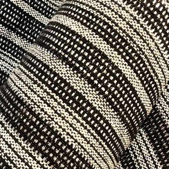 Alice + Olivia Patterned Dress with GORGEOUS Pleats & Cutout side/back |Size: 6| - Picture 4 of 12